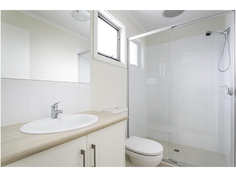 2 Greenasche Grove, Seacombe Gardens SA 5047