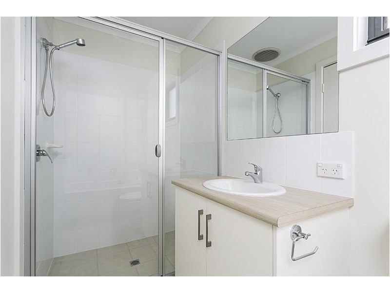 2 Greenasche Grove, Seacombe Gardens SA 5047