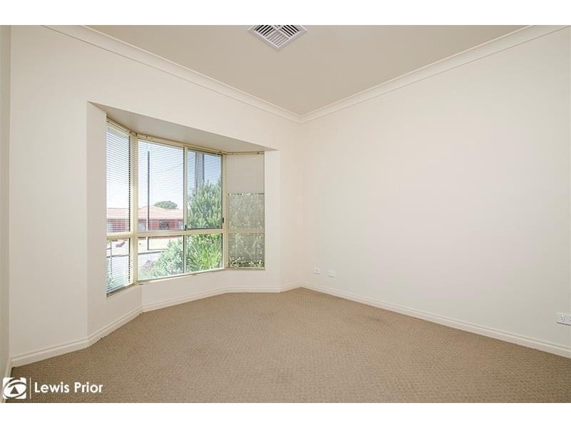 46 White Crescent, Seacombe Gardens SA 5047