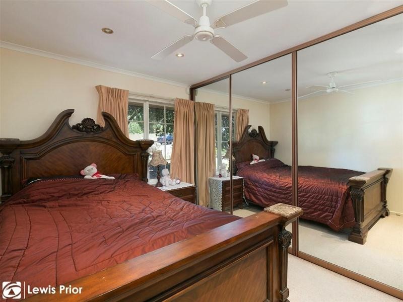 6 Woodhall Drive, Happy Valley SA 5159