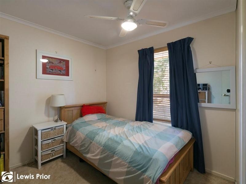 6 Woodhall Drive, Happy Valley SA 5159