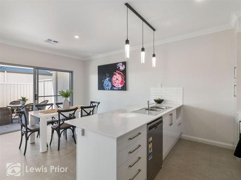 15c Shearer Avenue, Seacombe Gardens SA 5047