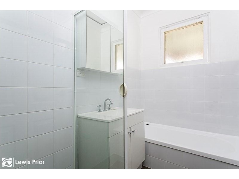 9 Kent Avenue, Seacombe Gardens SA 5047