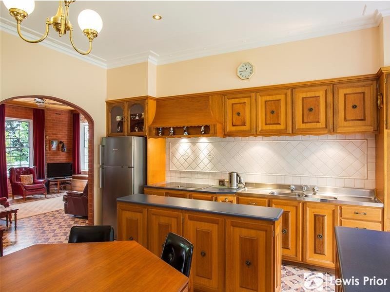 5 Corella Avenue, Chandlers Hill SA 5159