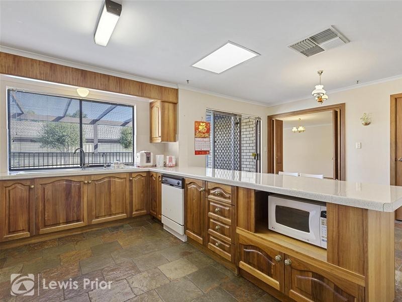 37 Spruce Avenue, Warradale SA 5046