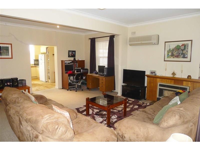 19 Myrtle Grove, Clovelly Park SA 5042