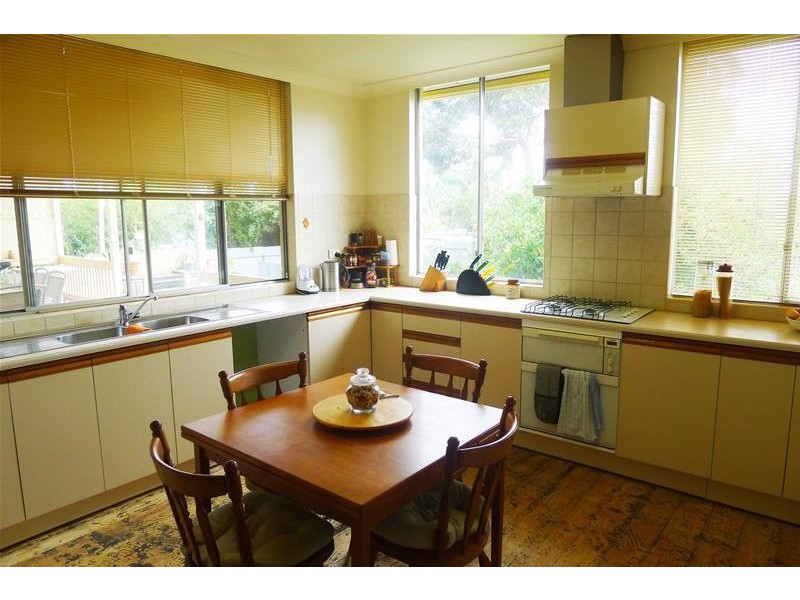 19 Myrtle Grove, Clovelly Park SA 5042