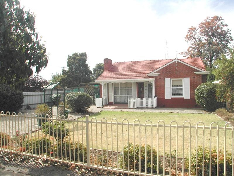 22 Railway Terrace, Hove SA 5048