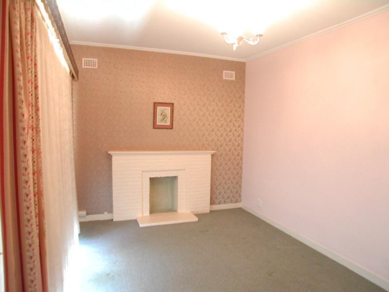 22 Railway Terrace, Hove SA 5048