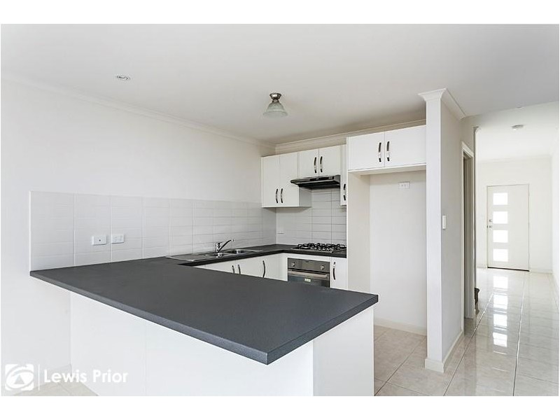 11b Raggatt Crescent, Mitchell Park SA 5043