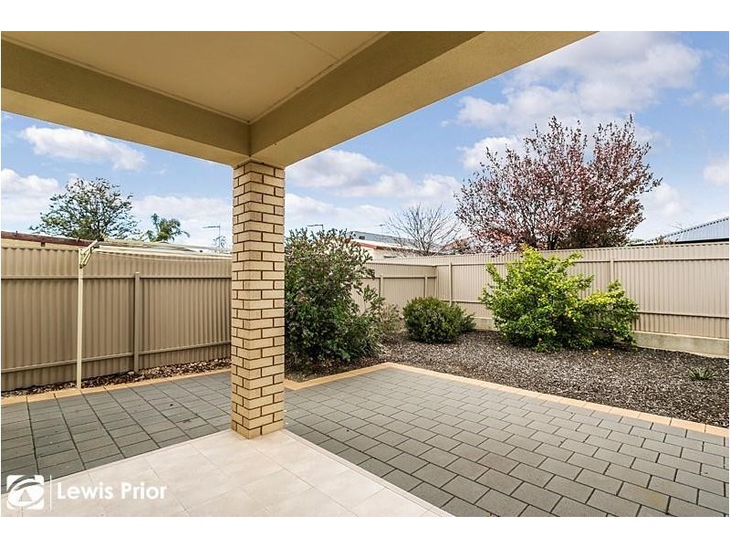 11b Raggatt Crescent, Mitchell Park SA 5043