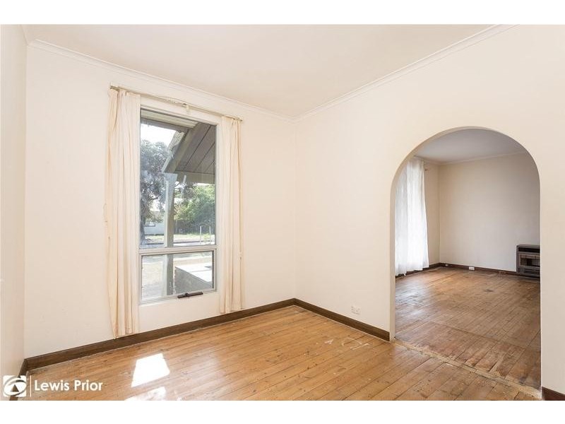 8 Crown Street, Dover Gardens SA 5048