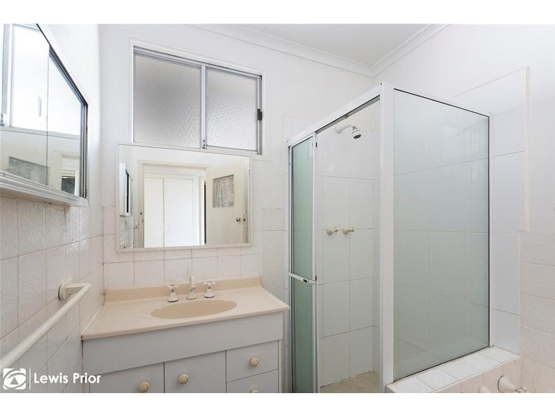 8 Crown Street, Dover Gardens SA 5048