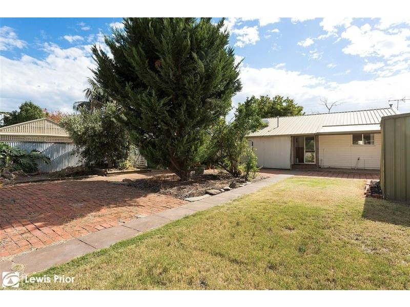 8 Crown Street, Dover Gardens SA 5048