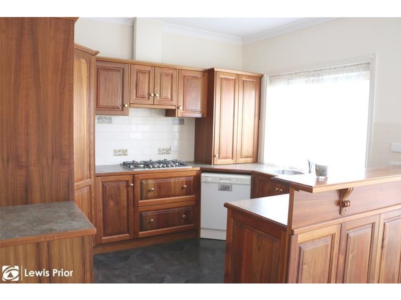 8A Moy Avenue, Warradale SA 5046