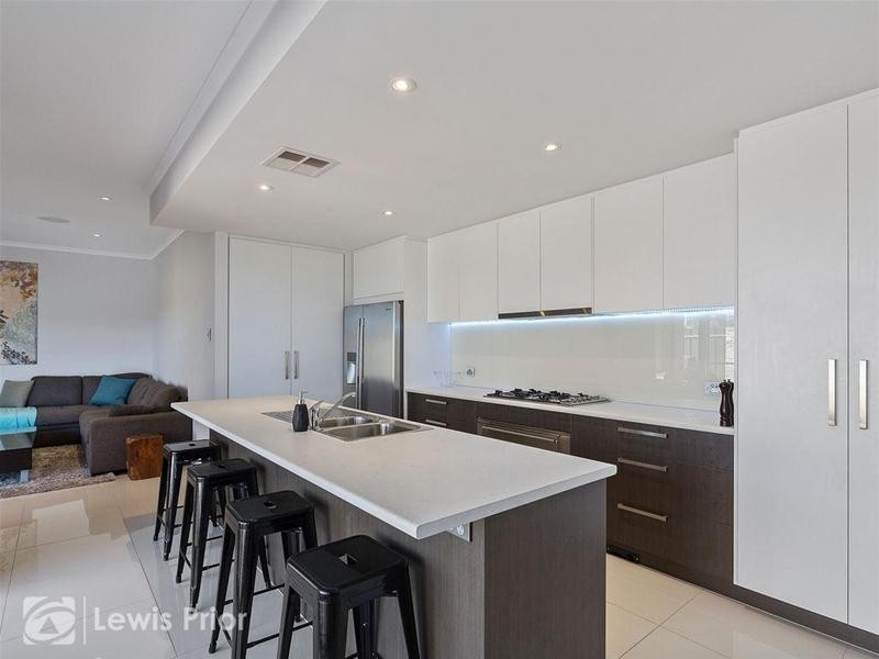 99 Morrow Road, O’sullivan Beach SA 5166