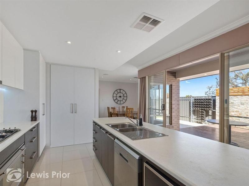 99 Morrow Road, O’sullivan Beach SA 5166