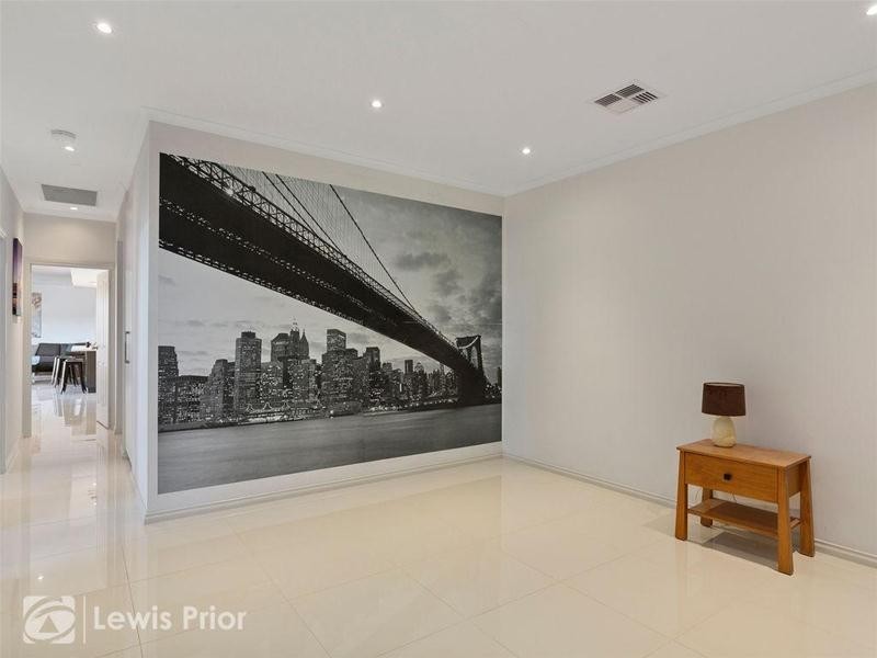 99 Morrow Road, O’sullivan Beach SA 5166