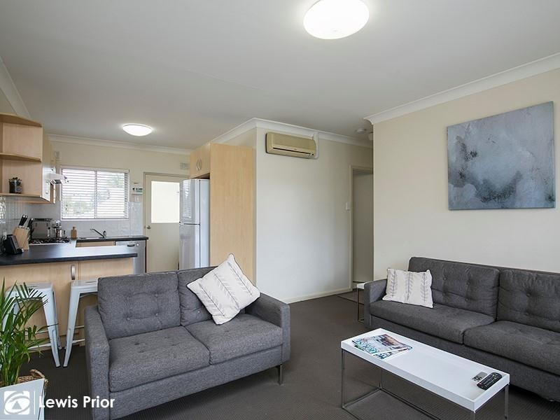 1/1A Ackland Avenue, Clarence Park SA 5034
