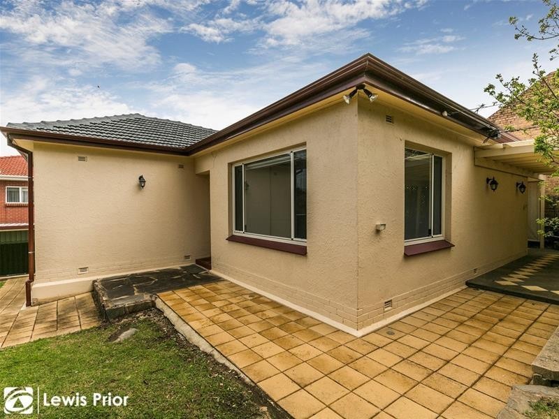22 Tennant Street, Torrens Park SA 5062