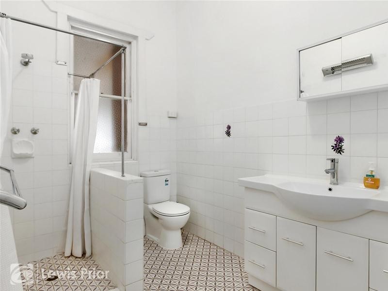 20F Colley Terrace, Glenelg SA 5045