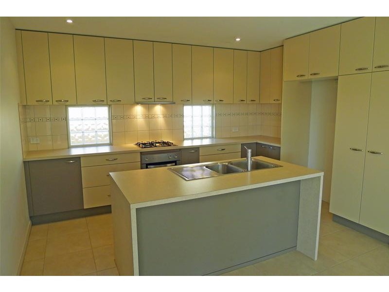 11 Atlantis Avenue, Seaford Meadows SA 5169