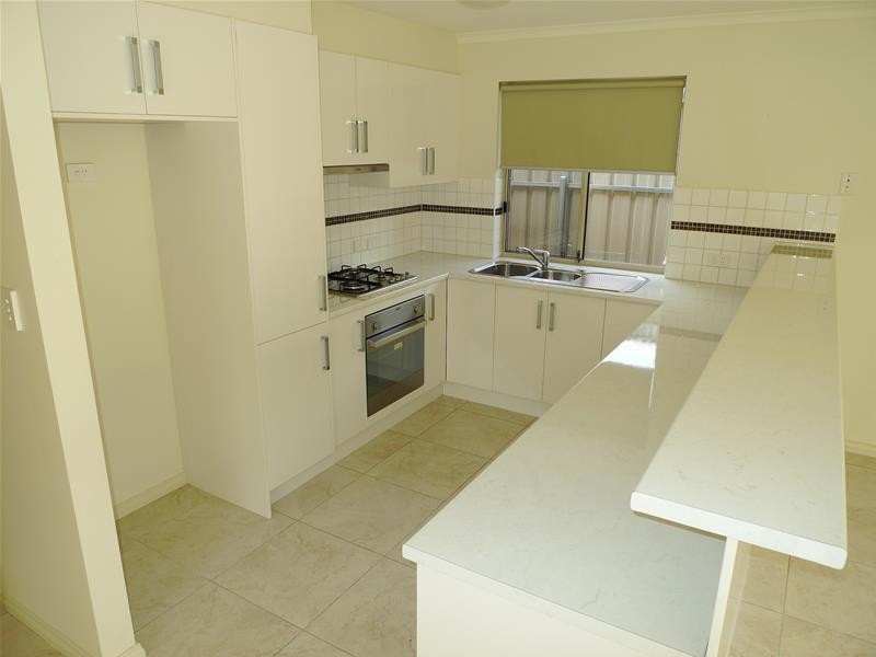 4 Travers Street, Sturt SA 5047