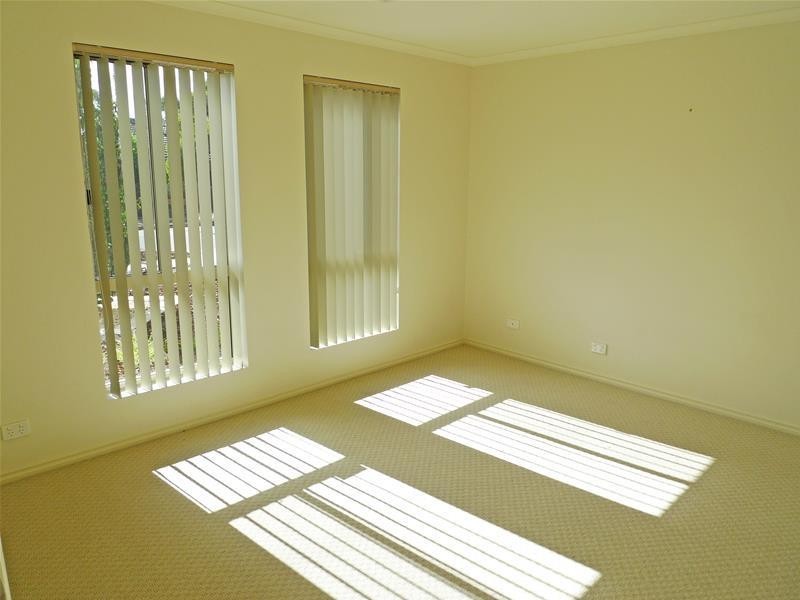 4 Travers Street, Sturt SA 5047