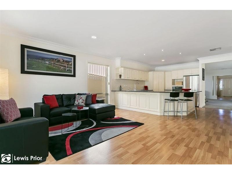 7 Lucy May Drive, Seacliff SA 5049