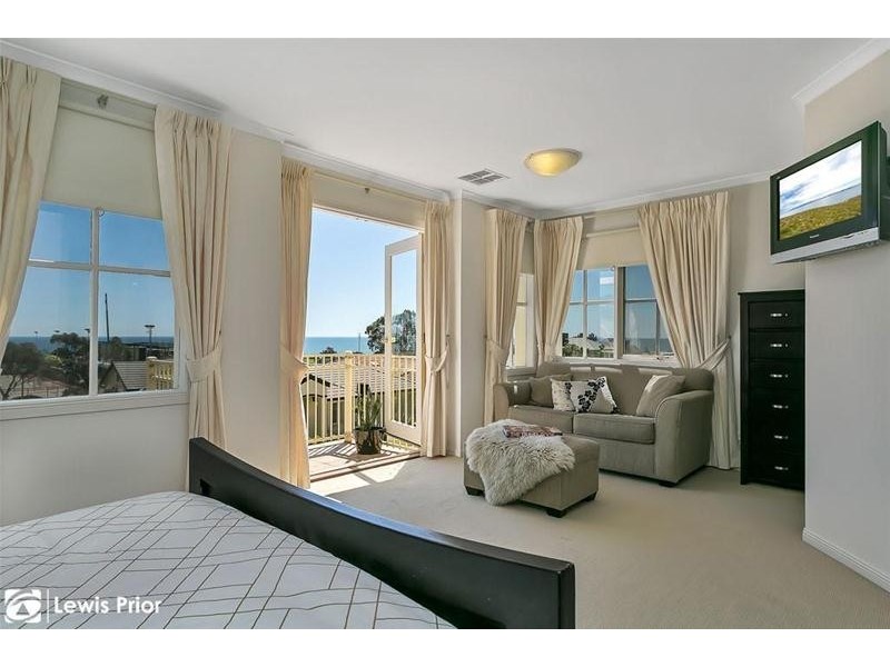 7 Lucy May Drive, Seacliff SA 5049