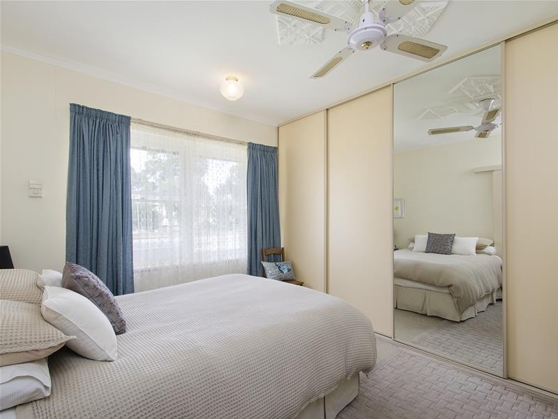 26 Hobart Avenue, Warradale SA 5046