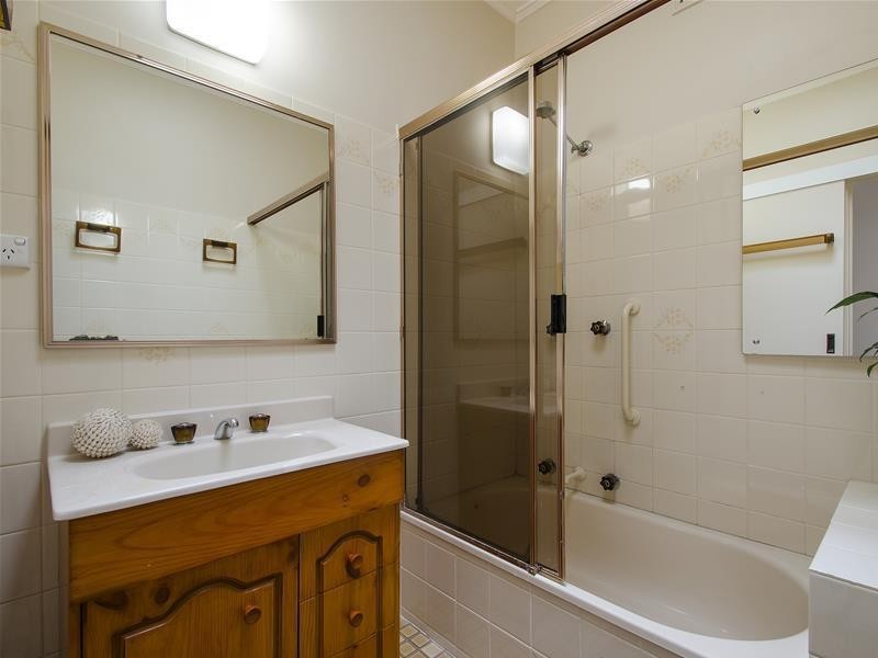 26 Hobart Avenue, Warradale SA 5046