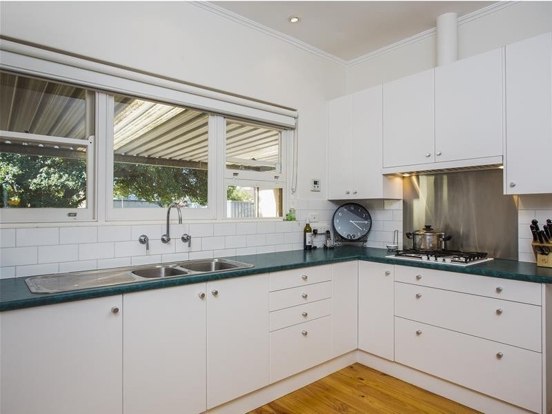 31 Railway Terrace, Warradale SA 5046