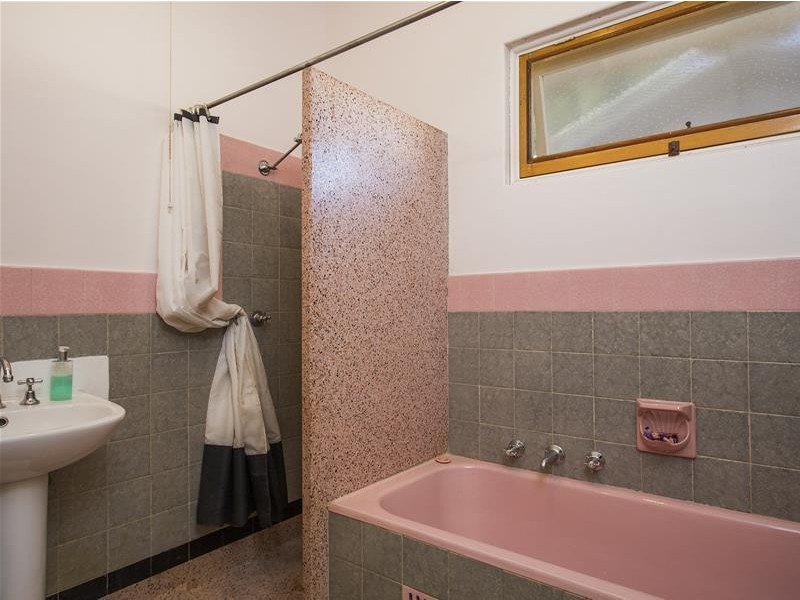 31 Railway Terrace, Warradale SA 5046