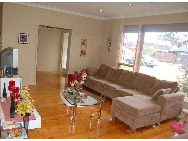 49 Ingerson Avenue, West Beach SA 5024