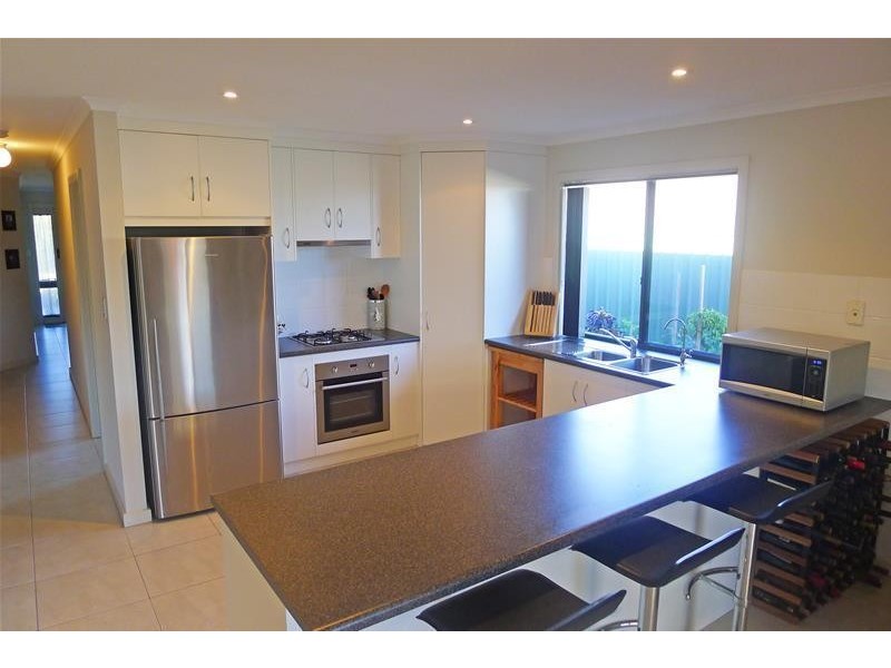 6 Bradbury Court, Hallett Cove SA 5158