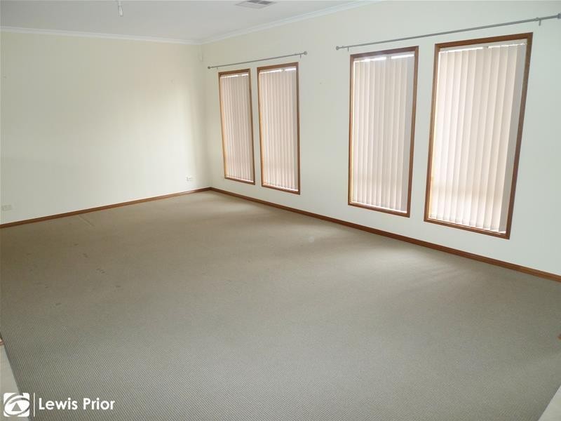 57 Dinwoodie Avenue, Clarence Gardens SA 5039