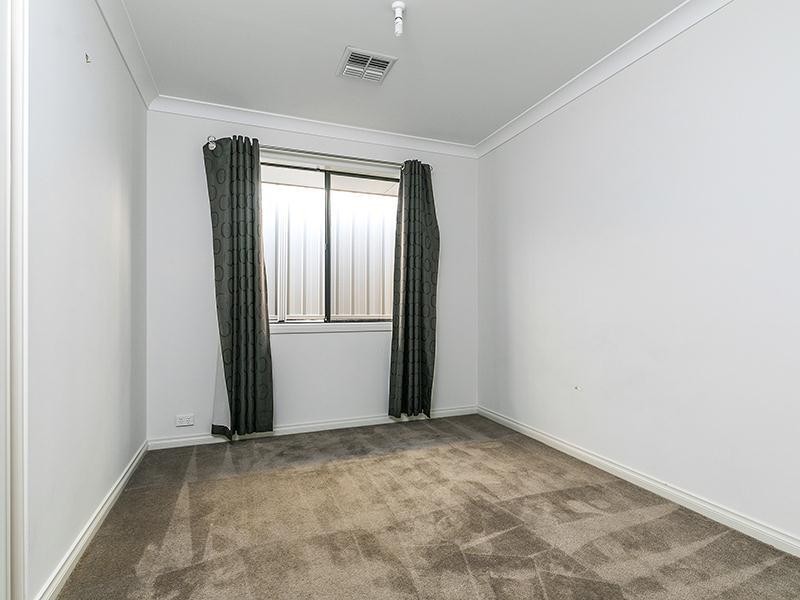 2B Dalkeith Avenue, Dover Gardens SA 5048