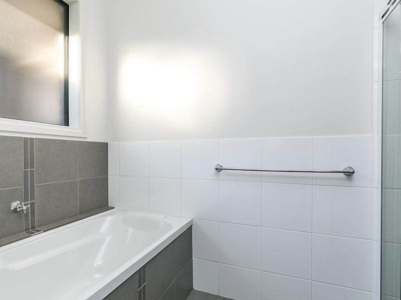 2B Dalkeith Avenue, Dover Gardens SA 5048