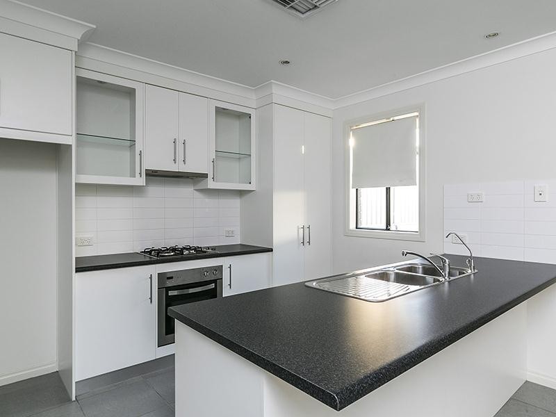 2B Dalkeith Avenue, Dover Gardens SA 5048