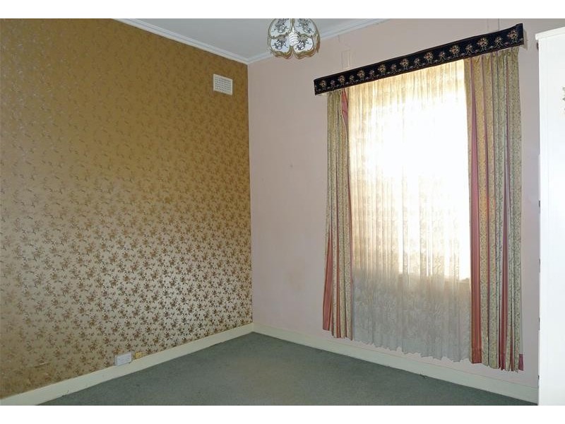 22 Railway Terrace, Hove SA 5048