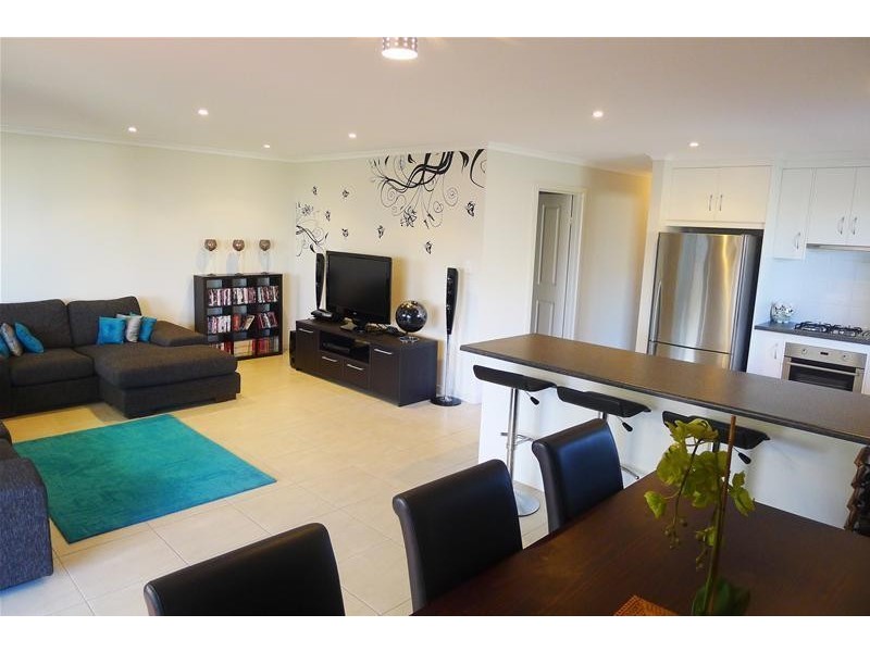 6 Bradbury Court, Hallett Cove SA 5158