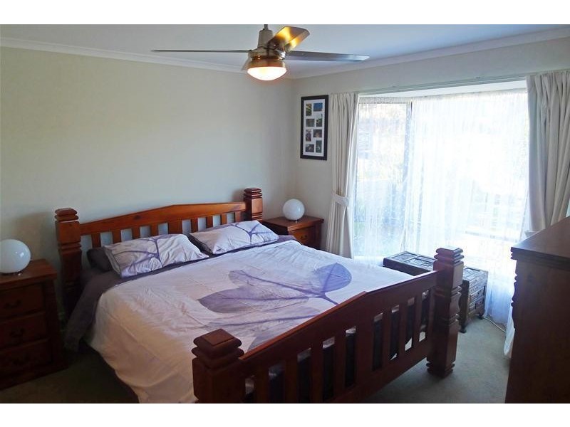 6 Bradbury Court, Hallett Cove SA 5158