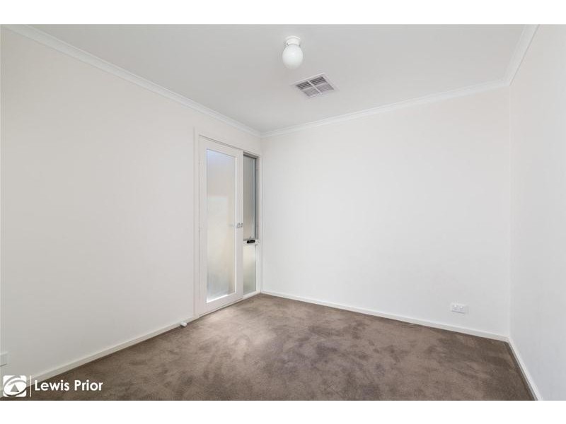 2A Carbnet Place, Seacombe Gardens SA 5047