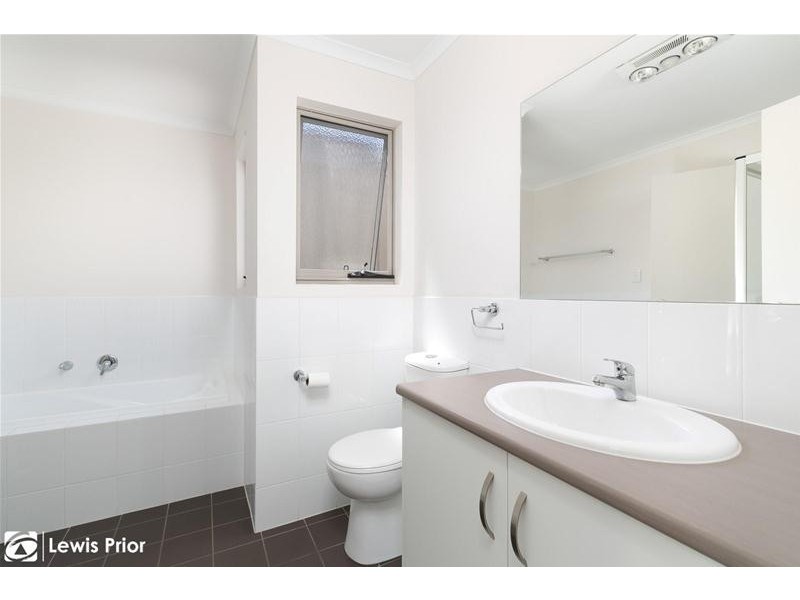 2A Carbnet Place, Seacombe Gardens SA 5047