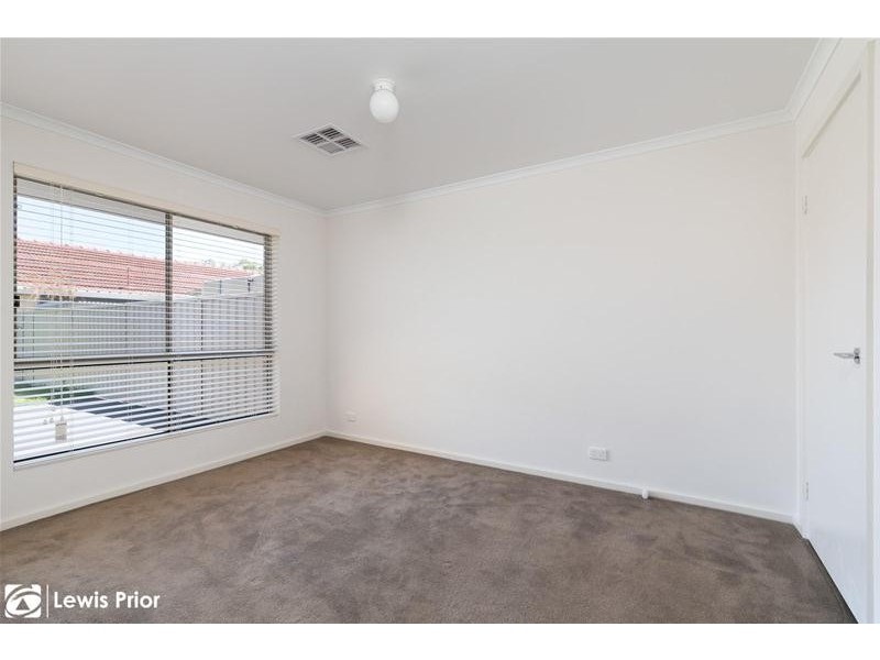 2A Carbnet Place, Seacombe Gardens SA 5047