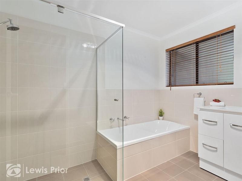 19 Siegersdorf Crescent, Old Reynella SA 5161