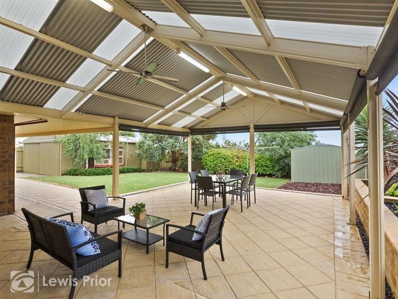 19 Siegersdorf Crescent, Old Reynella SA 5161