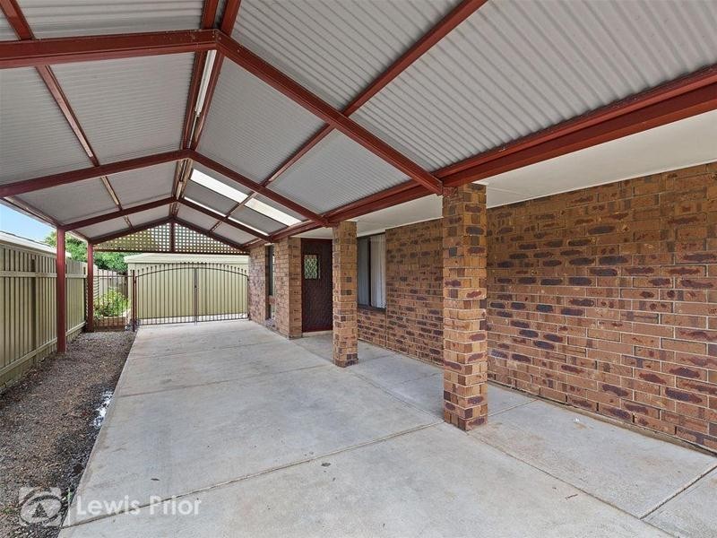 19 Siegersdorf Crescent, Old Reynella SA 5161