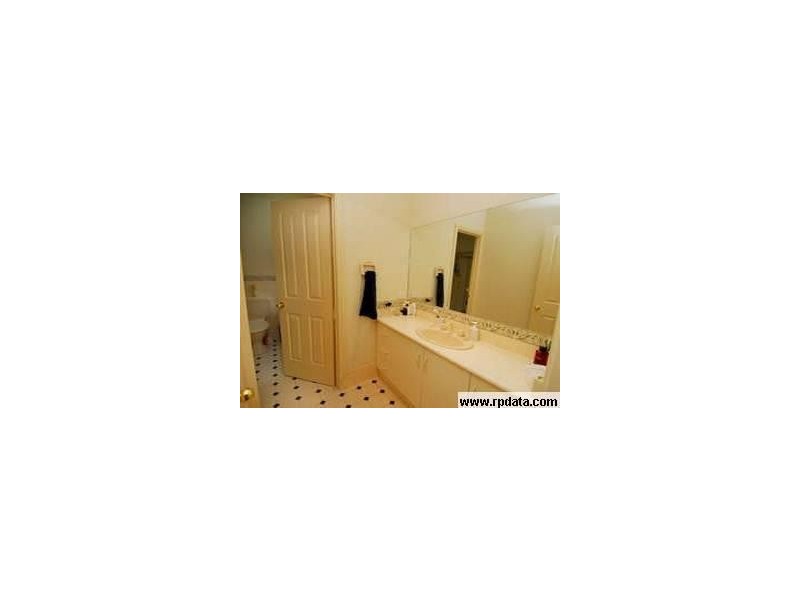 8 Syme Avenue, Seacombe Gardens SA 5047